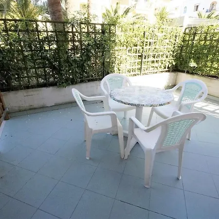 Apartamento Mediterraneo *